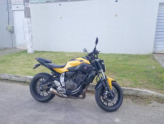 YAMAHA MT-07 ABS YAMAHA MT-07 ABS